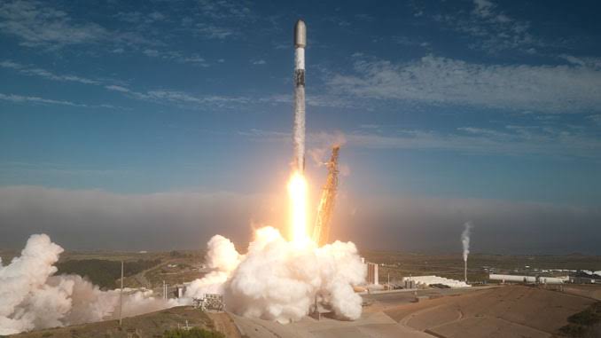 SpaceX Falcon 9 launches Starlink satellites from West Coast