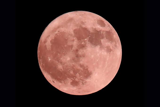 June Is Packed With Celestial Events—With a Double Planet Display, Meteor Shower, and Milky Way Views