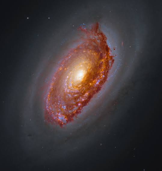 Photo: Hubble and Webb offer new view of Black Eye Galaxy