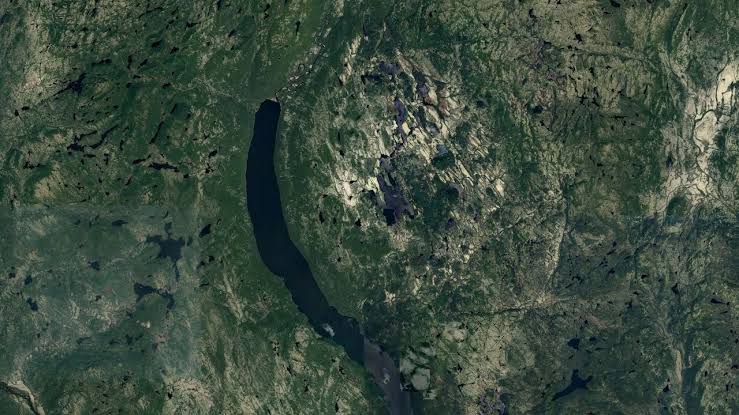 Giant pit discovered by hiker on Google Maps confirmed to be 390 million-year-old meteor impact crater