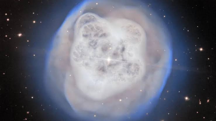 New image of the Crystal Ball Nebula captures the ‘spectacular’ throes of a dying star