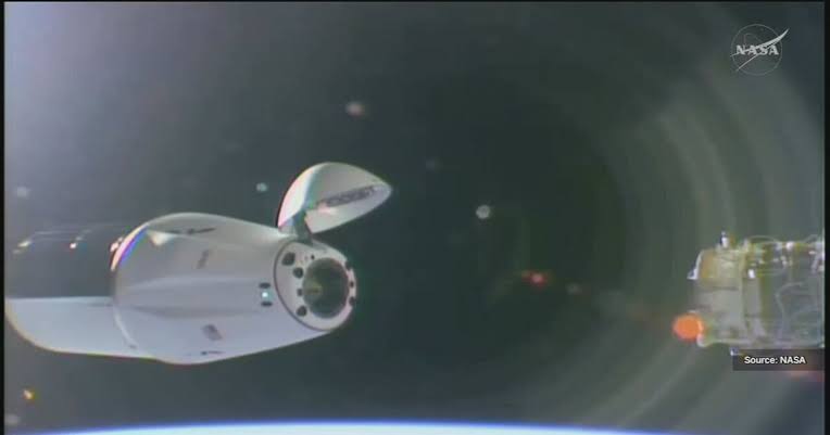 SpaceX ‘Starfall’ mission aims to test faster, cheaper way to bring cargo back from space