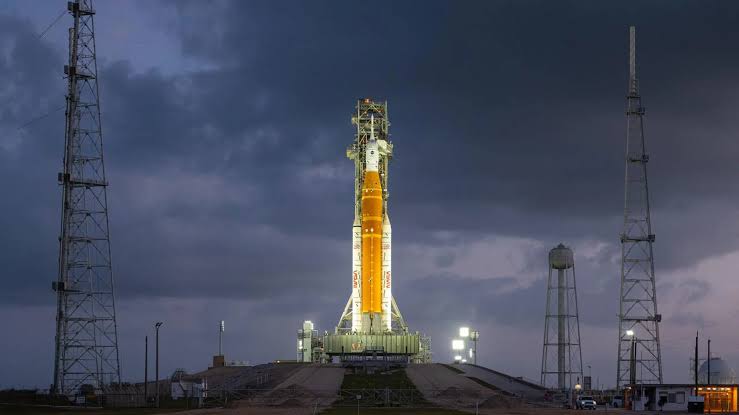 Artemis II: Why our return to the moon took so long