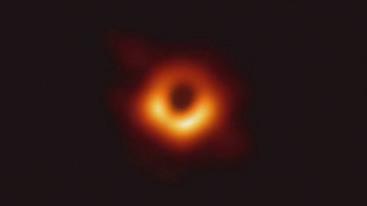 'A Paradigm Shift': Supermassive Black Hole Without a Galaxy Changes What We Thought Came First