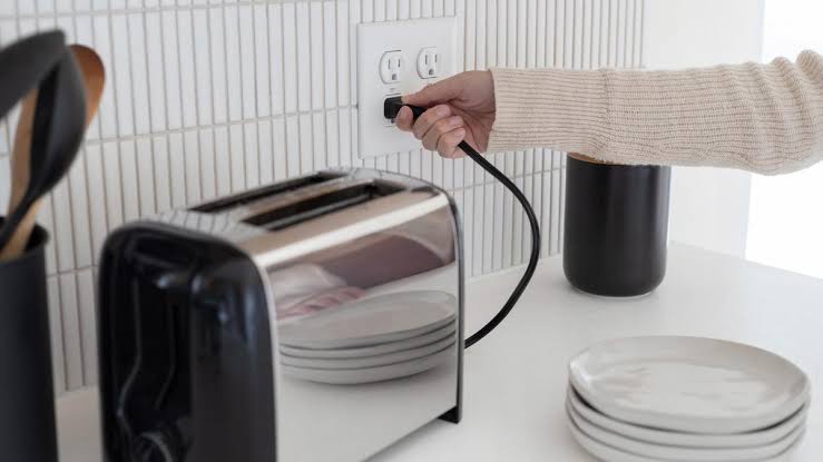 Don't Leave These 7 Devices Plugged in When You Leave Home