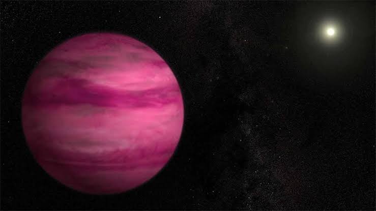 This Famously Weird 'Pink Planet' May Have Salty Clouds, Study Finds