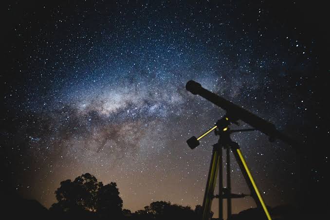 A planet nearly 700 light-years away has mineral clouds that form every morning and completely vanish by nightfall — a daily weather cycle made of rock, confirmed by the James Webb Space Telescope in May 2026