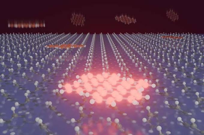 Clean crystal surface lets single molecules hit ultimate quantum limit