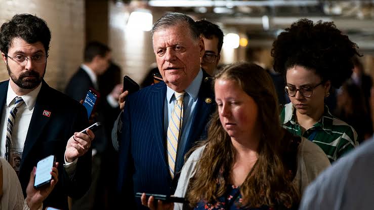 House passes stopgap measure to fund federal government