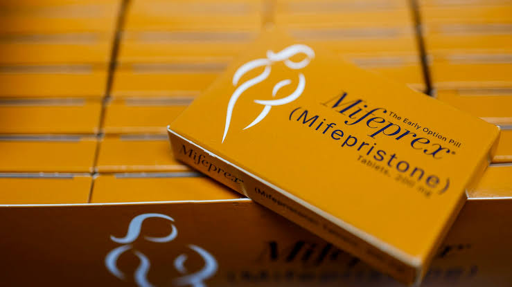 Supreme Court allows abortion pill access while lawsuit proceeds