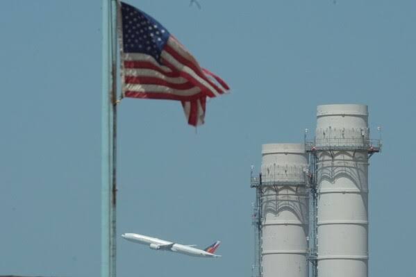 What consumers can do as the Iran war impacts the cost and availability of flights