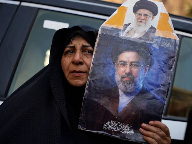 Trump trades threats with Iran’s leader, Araghchi holds talks with Omani FM