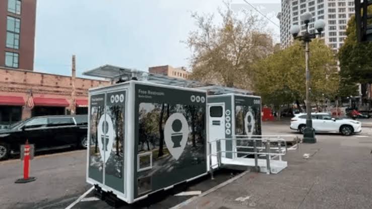 Seattle opens new free public toilets after previous civic failures