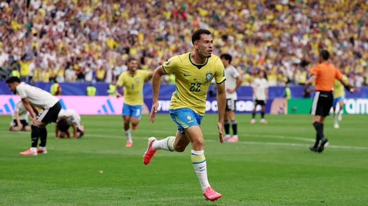 Brazil 2-1 Japan: Gabriel Martinelli scores 96th minute comeback winner to send five-time champions through - as it happened