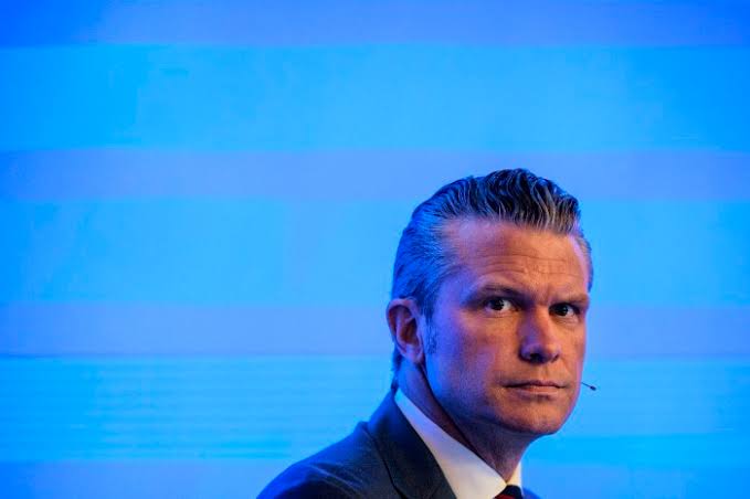 Hegseth Blocks Eight Navy Senior Officer Promotions