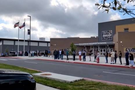 Texas student shoots teacher at high school before killing himself