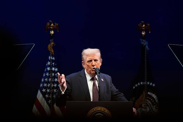 Trump Encourages Companies Not to Seek Tariff Refunds
