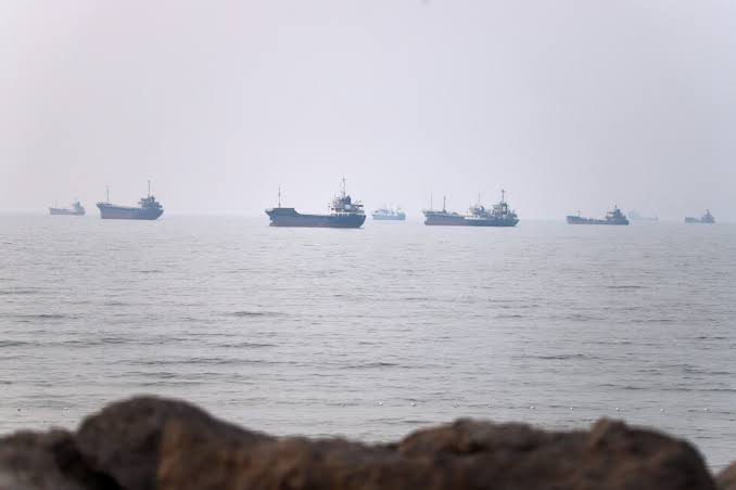 US military carries out strikes on Iran as both sides threaten civilian infrastructure