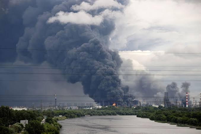 Massive blasts in Moscow shatter even Putin’s protective shell