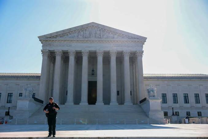 Supreme Court prohibits Alabama from using nitrogen gas for execution