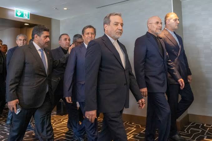 Iran Mediators Offer Plan to Ease Lebanon, Hormuz Tensions