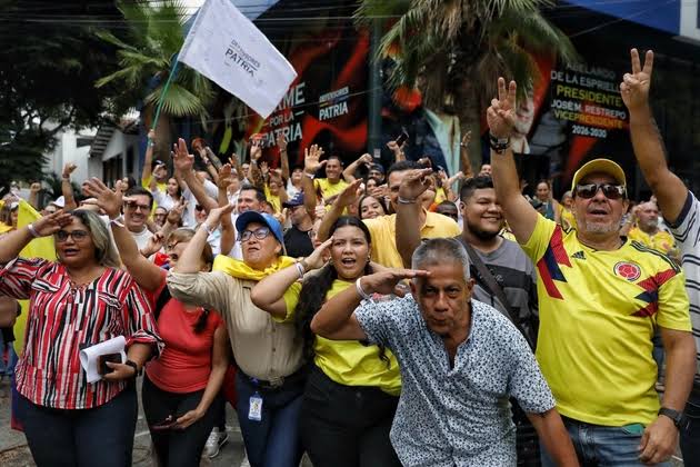 Pro-Trump presidential candidate wins spot in Colombian runoff