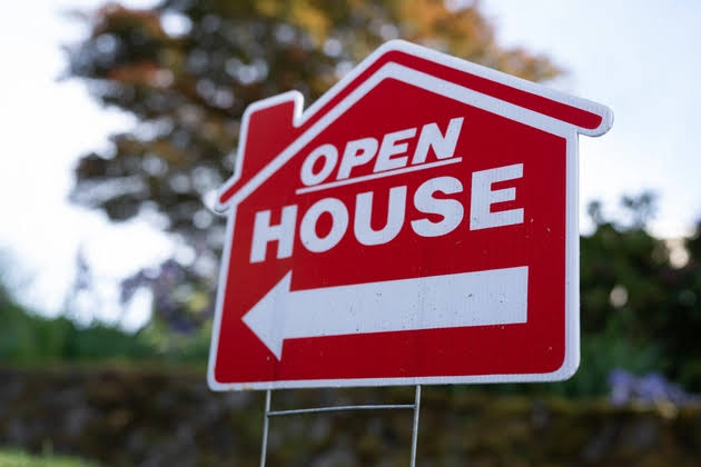 'Symbolic about who's in charge': Lawmakers vote to crack down on Wall Street landlords