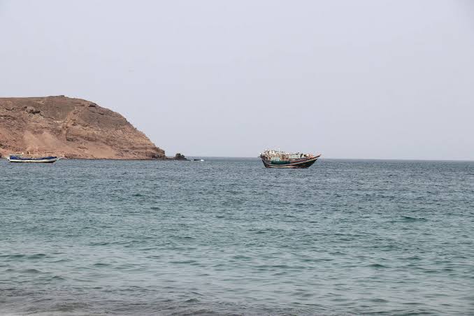 Houthis claim attack on Saudi oil refinery as Iran war widens to Red Sea