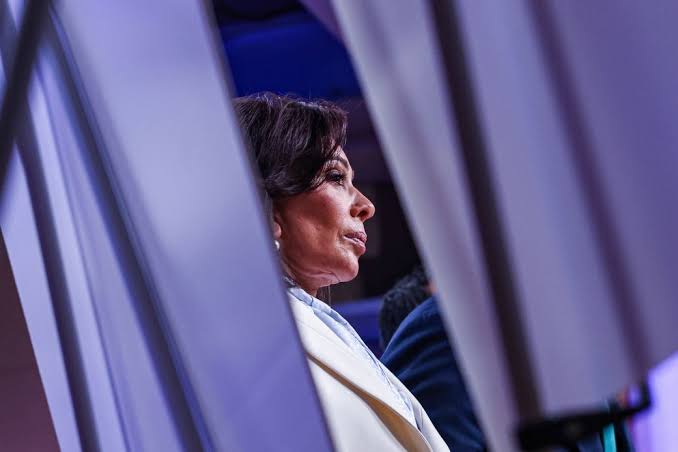 Trump doesn’t fire Pirro at White House meeting hours after saying she ‘choked’ over Reflecting Pool case