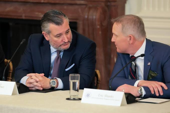 A bipartisan Senate bill is coming to stabilize college sports. What’s in it, and will it work?