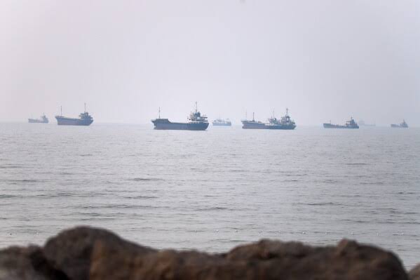 US ends latest round of airstrikes on Iran after Tehran strikes Gulf states