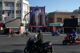 A new exchange of fire with Iran in the Gulf tests the fragile ceasefire
