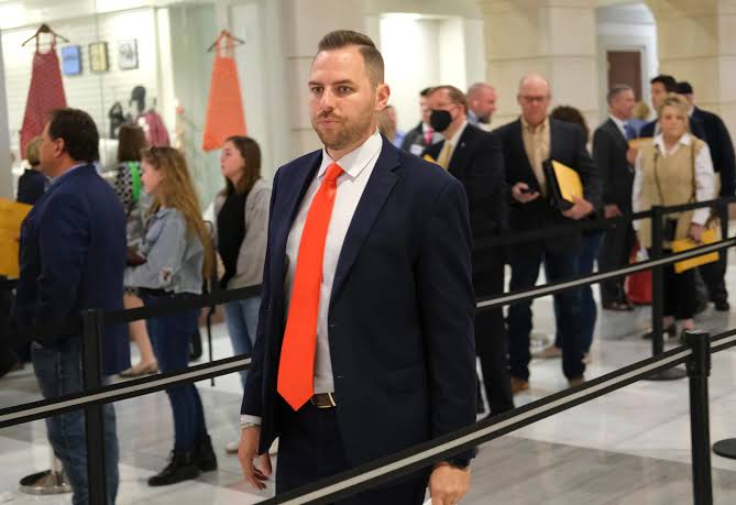 Trump-endorsed pastor suspends Oklahoma House campaign after texting scandal