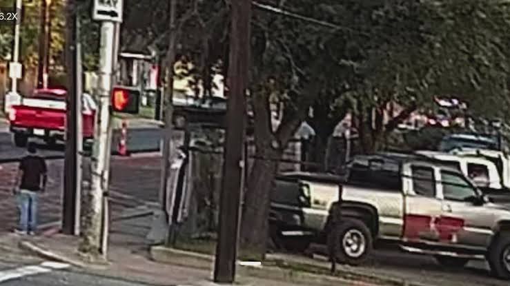 New video shows the moment before Tuesday's deadly ICE shooting in Houston's East End