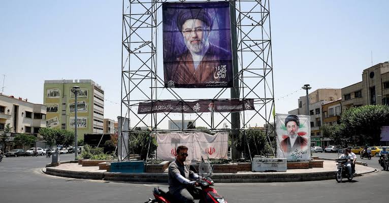 US and Iran negotiators head to Doha, but meeting uncertain