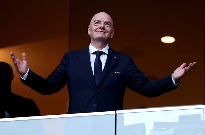 UEFA announces boycott of World Cup and Concacaf rejects Gianni Infantino's proposal to sell stakes in event