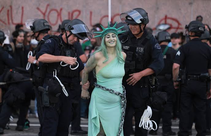 Photos From the Third Nationwide ‘No Kings’ Protest