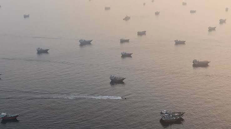 Iran to define Strait of Hormuz administration with Oman and Gulf states, senior U.S. officials say