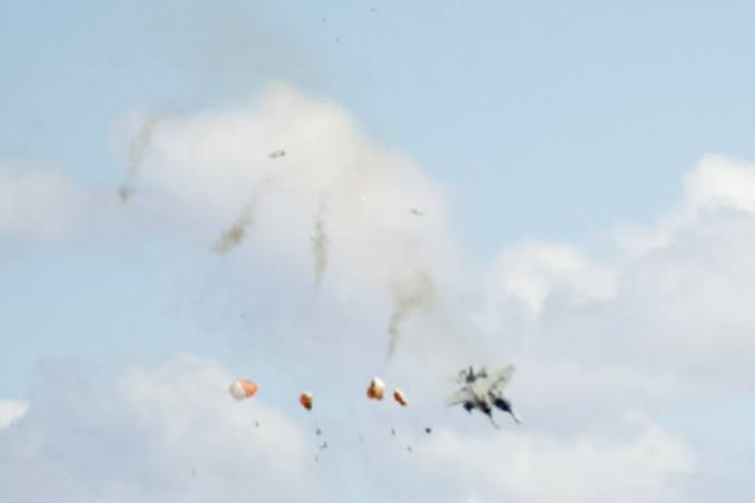 Four aviators eject as 2 jets collide midair at Idaho Air Force base show
