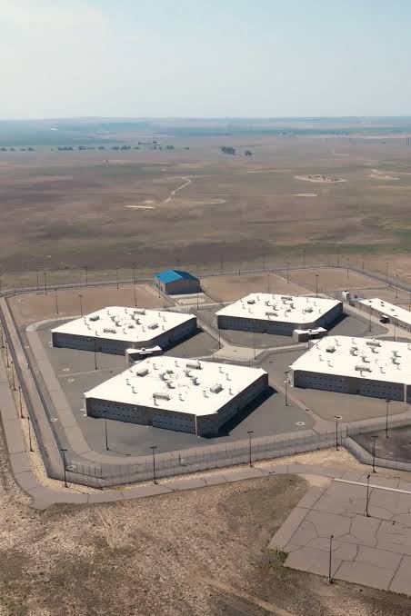 ‘Shame!’: An ICE Facility Roils a Tiny Town, With a House Seat in Play