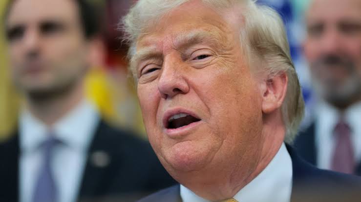 Trump Makes Bonkers Declaration on ‘Criminally Made Algae’