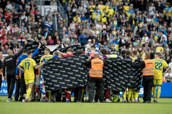 Christian Eriksen ‘conscious’ after another on-field collapse, Denmark national team says