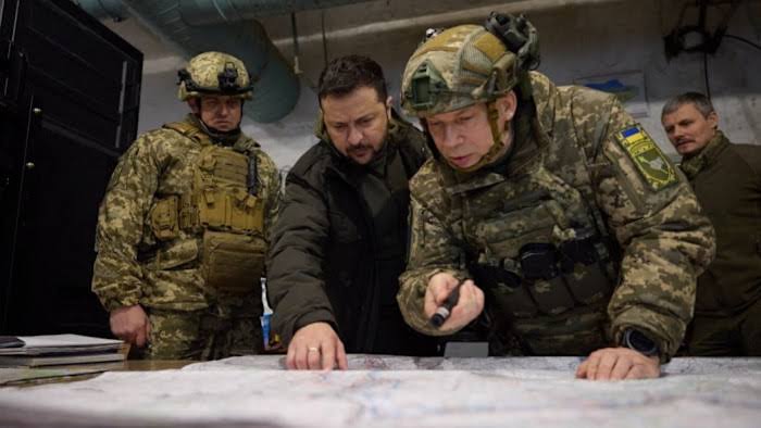 Ukraine’s rift over battlefield strategy breaks into the open
