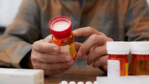 Pharmaceuticals face 100% tariffs in US - unless firms strike a deal