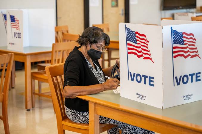 Supreme Court rules mail-in ballots arriving after Election Day can be counted