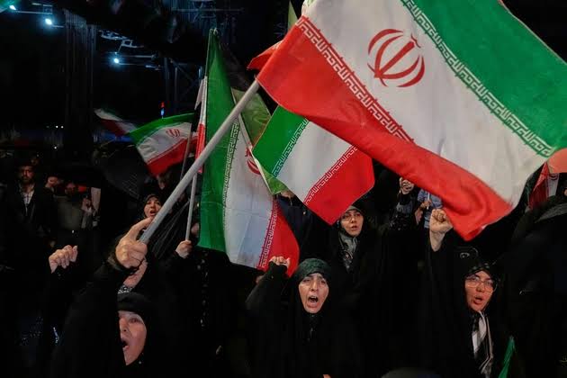Trump faces first big loss on Iran war