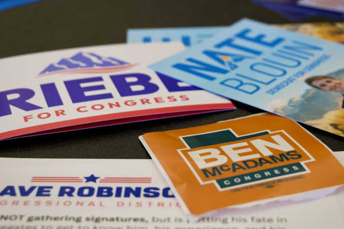 Voters weigh what kind of Democrat they want for Utah's new, blue congressional seat