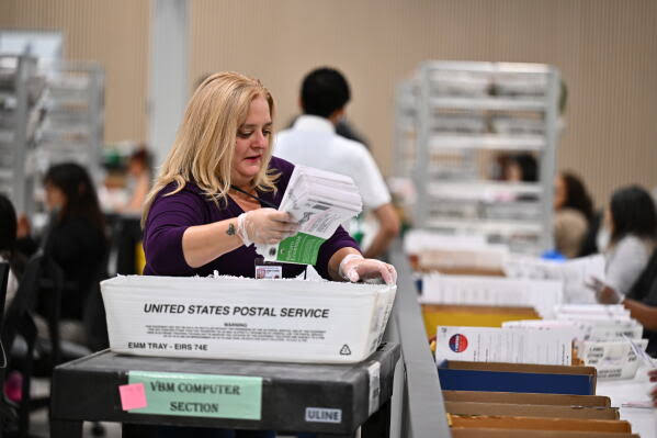 Trump administration urges Supreme Court to allow order targeting mail-in voting before midterms