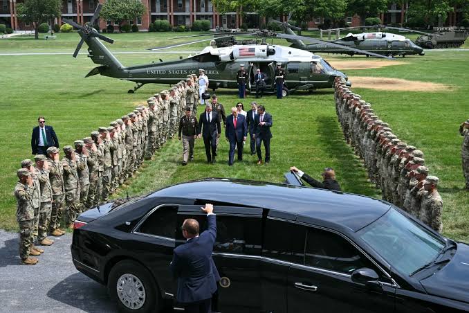 Trump Leans Toward Expanding U.S. Military Operations in Iran